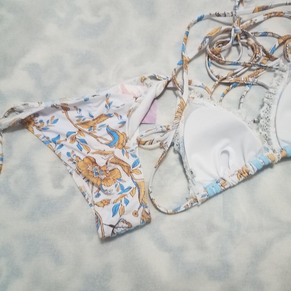 Boutique Lace Trim Botanical Patterm Bikini Set SizeM (fits Small-Med) - Picture 10 of 10